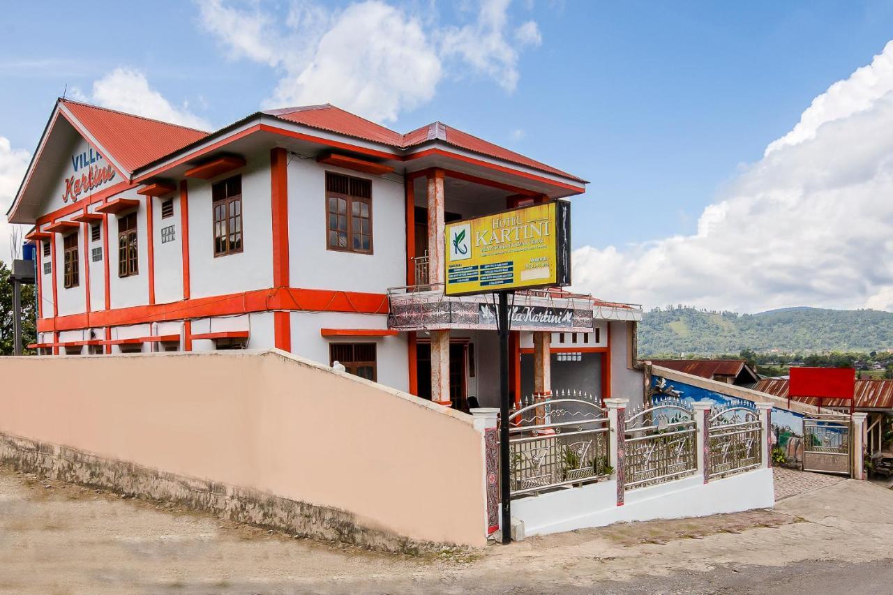 Oyo 1520 Hotel Kartini Tarutung Exteriér fotografie