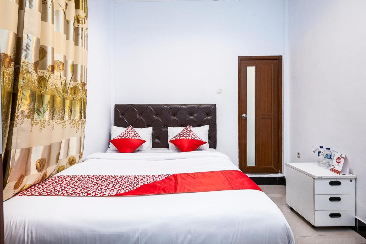 Oyo 1520 Hotel Kartini Tarutung Exteriér fotografie