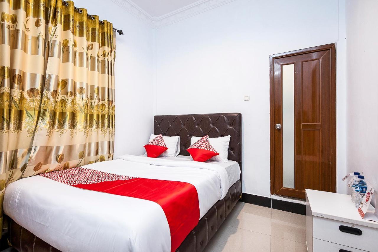 Oyo 1520 Hotel Kartini Tarutung Exteriér fotografie